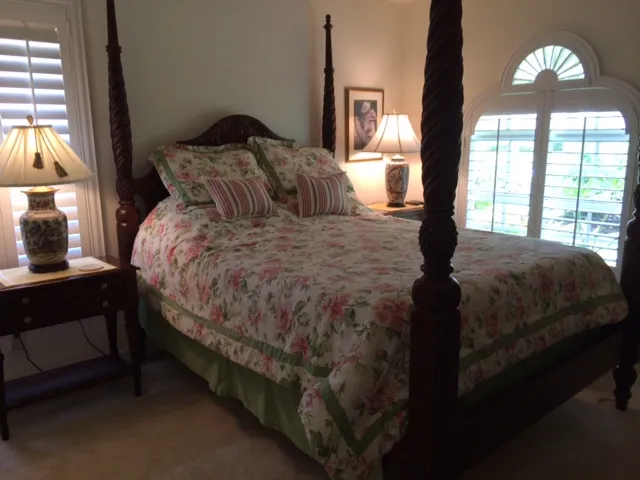 The Second bedroom features a Queen size four poster bed.