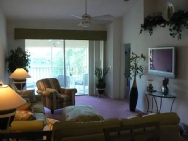 Pipers Grove - North Naples Condo photo 4