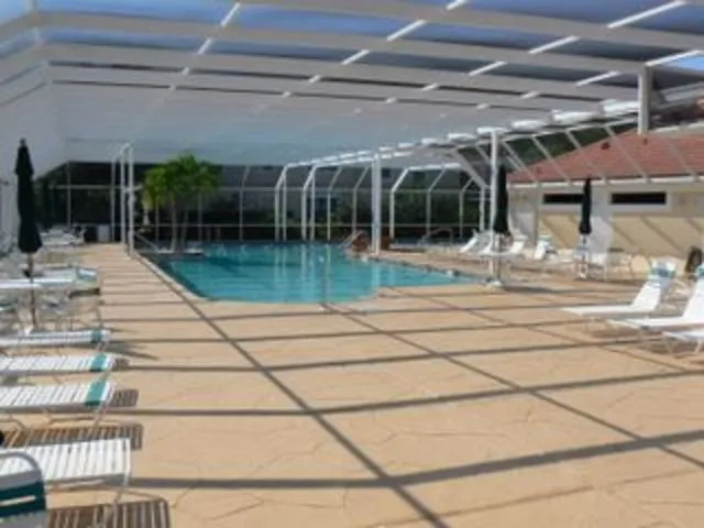 Pipers Grove - North Naples Condo photo 6