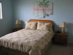 Master Bedroom Queen Size Bed