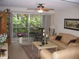 Cozy Living room with leather couches, TV and stereo
