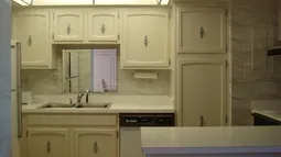 Fully Functional Kitchen