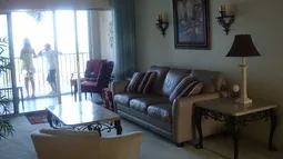 Comfortably Furnished Living Room