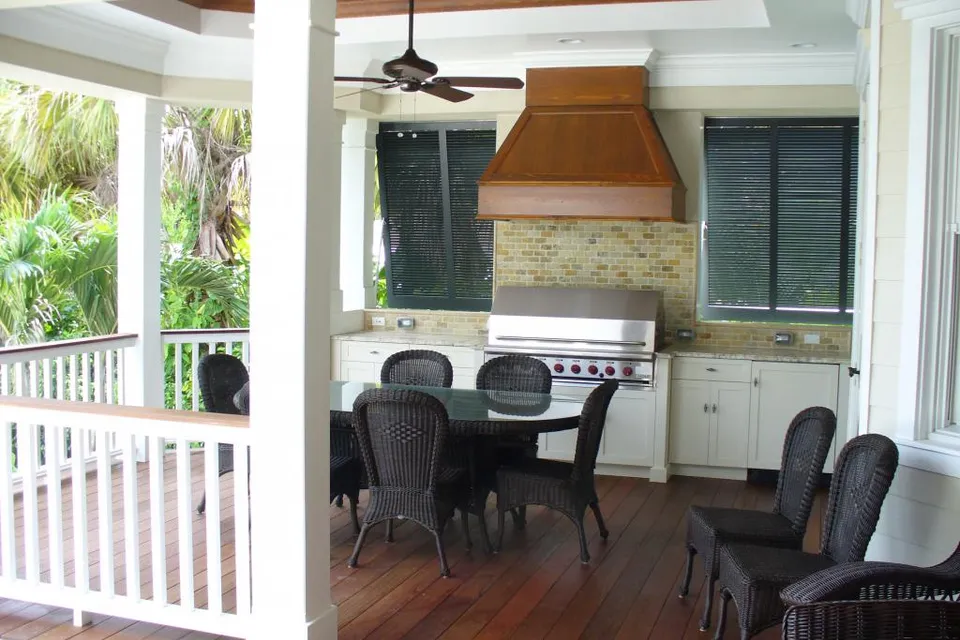 Summer kitchen