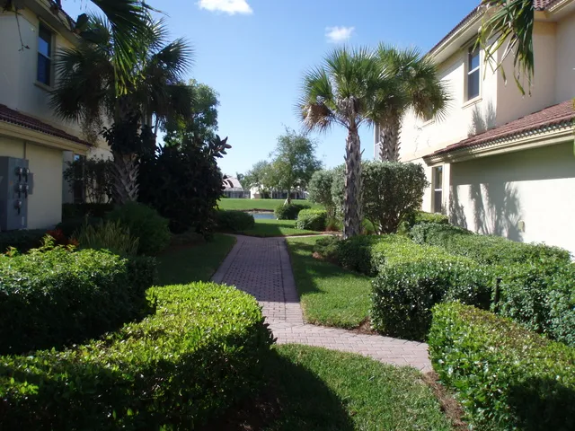 side walkway to lake and golf