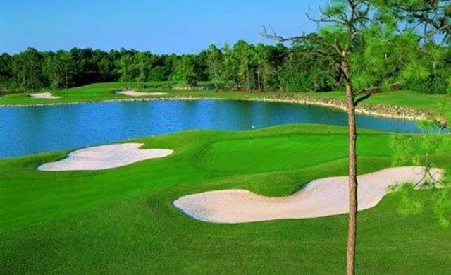 Flamingo - looking beyond 10th green to par 3 11th