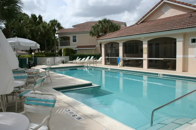 Pool and clubhouse calling you.