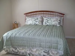 Outstanding location in Royal Harbor Area photo 1