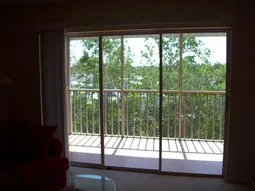 Outstanding location in Royal Harbor Area photo 4