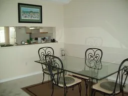 Outstanding location in Royal Harbor Area photo 11