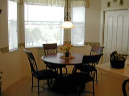 Kitchen breakfast area