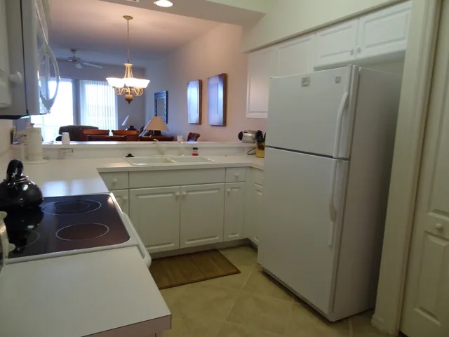 Spotless kitchen with all amenities