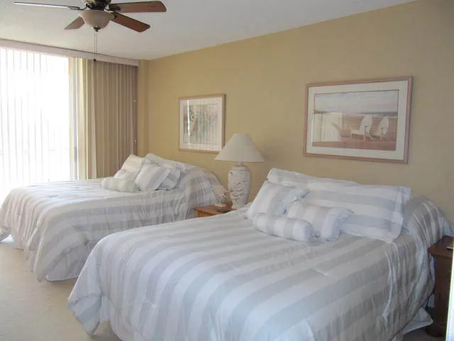 Bedroom with 2 queen beds