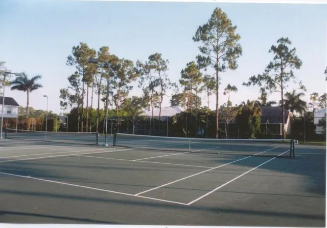 Community Tennis Courts