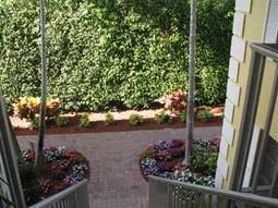 Outside Stairway to Garden 