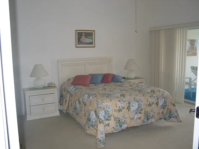 Falling Waters Beach Resort, Naples, Florida photo 3