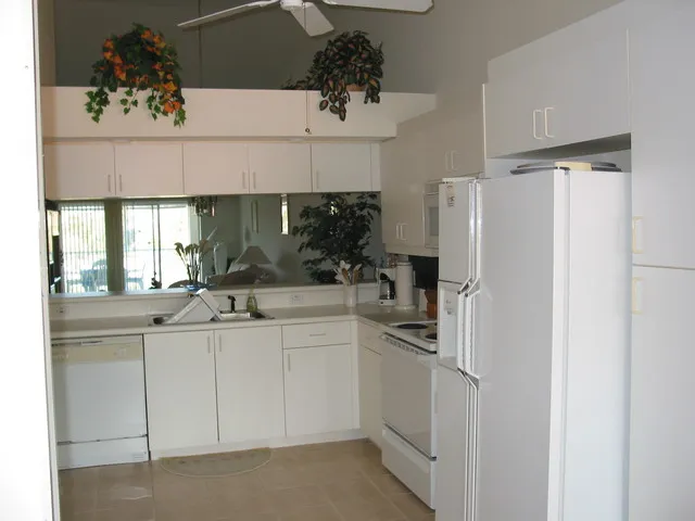 Falling Waters Beach Resort, Naples, Florida photo 8