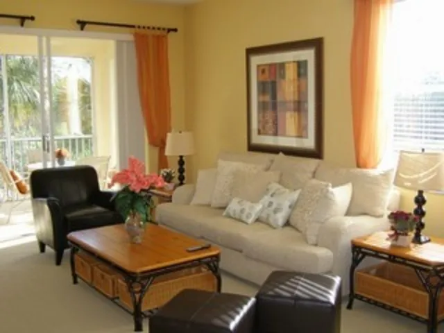 Living room with a large flat screen TV to watch!