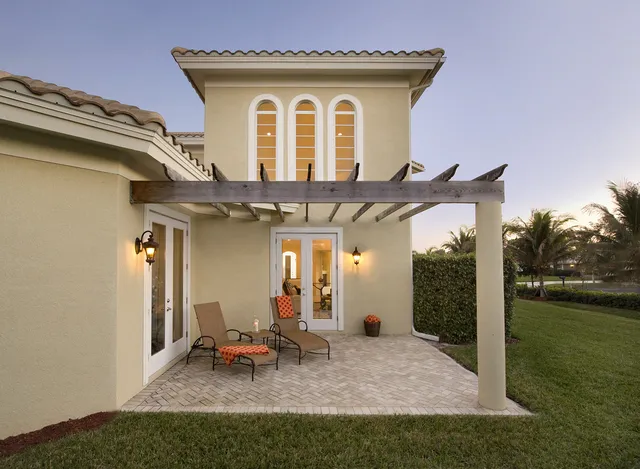 Park Shore Villa photo 3