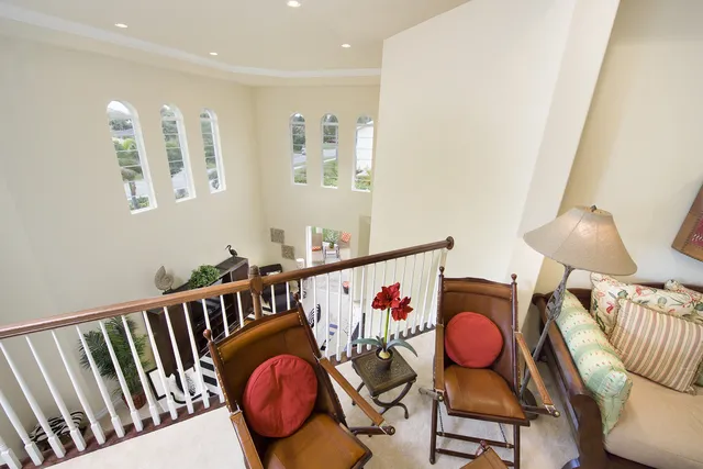 Park Shore Villa photo 16