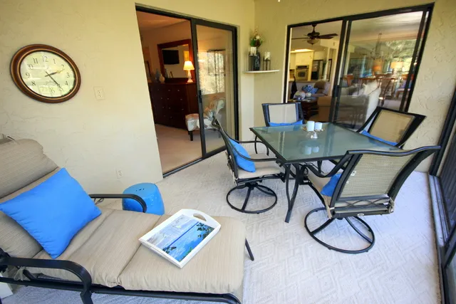 Lanai (Open Air or Glassed In)