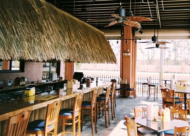 Sports Bar & Restaurant as well as Pizzeria less than 5 minute walk!