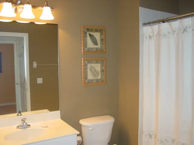 Naples Lakes Country Club Condo-Golf, Pools, Tennis! photo 5
