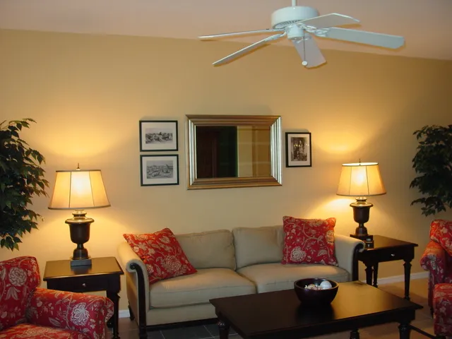 Naples Lakes Country Club Condo-Golf, Pools, Tennis! photo 12