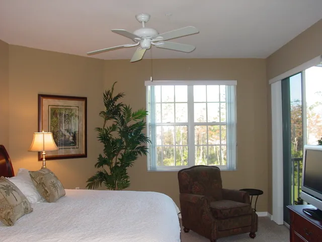 Naples Lakes Country Club Condo-Golf, Pools, Tennis! photo 20