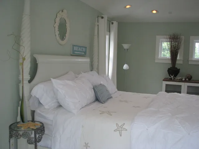 Old Naples Beach House Style ~ Private Beach photo 11